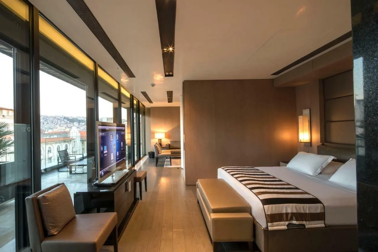 Key Hotel Esmirna